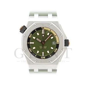 オーデマピゲ<br>ロイヤル オーク オフショア ダイバー<br>15720ST.OO.A052CA.01