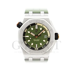 オーデマピゲ<br>ロイヤル オーク オフショア ダイバー<br>15720ST.OO.A052CA.01