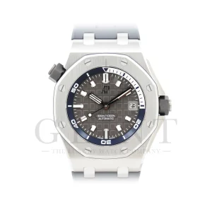 オーデマピゲ<br>ロイヤル オーク オフショア ダイバー<br>15720ST.OO.A009CA.01