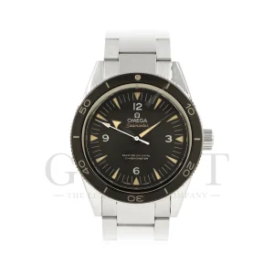 オメガ<br>シーマスター 300<br>マスター コーアクシャル クロノメーター<br>233.30.41.21.01.001